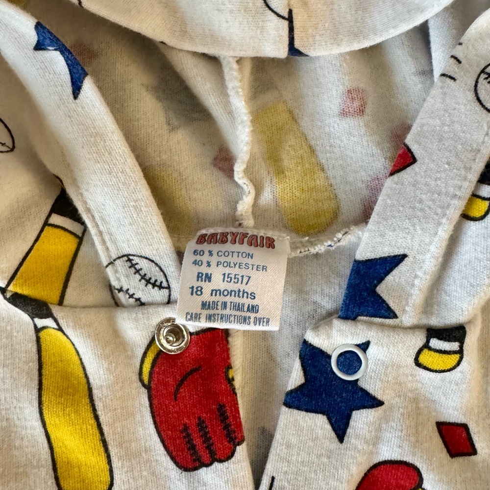 Lot of 5 Adorable Baby Boy Outfits of varied sizes - Picture 13 of 13